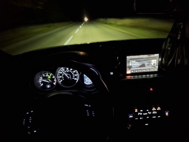 Сірий Мазда 6, об'ємом двигуна 2.5 л та пробігом 174 тис. км за 14200 $, фото 7 на Automoto.ua