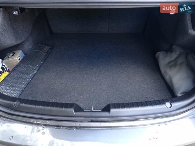 Серый Мазда 6, объемом двигателя 2 л и пробегом 181 тыс. км за 15900 $, фото 11 на Automoto.ua