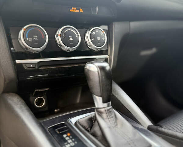 Сірий Мазда 6, об'ємом двигуна 2.49 л та пробігом 207 тис. км за 10199 $, фото 12 на Automoto.ua