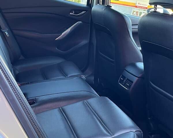 Сірий Мазда 6, об'ємом двигуна 2.19 л та пробігом 158 тис. км за 15600 $, фото 40 на Automoto.ua