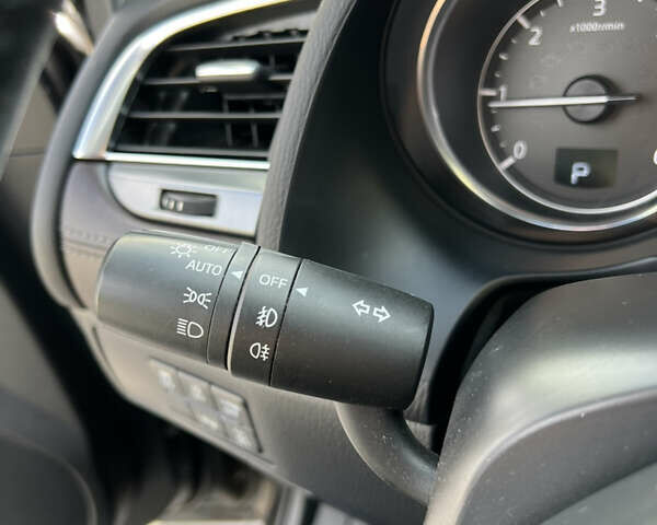 Сірий Мазда 6, об'ємом двигуна 2.19 л та пробігом 212 тис. км за 15000 $, фото 38 на Automoto.ua