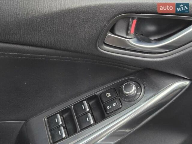 Серый Мазда 6, объемом двигателя 2.5 л и пробегом 172 тыс. км за 13500 $, фото 26 на Automoto.ua