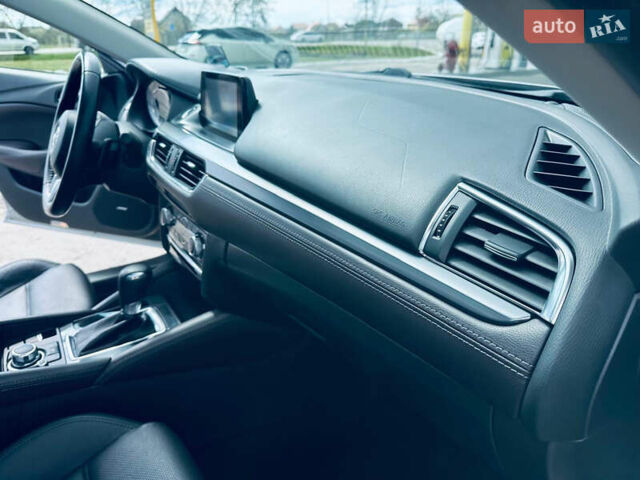 Серый Мазда 6, объемом двигателя 2.2 л и пробегом 140 тыс. км за 15750 $, фото 20 на Automoto.ua