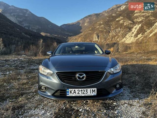Серый Мазда 6, объемом двигателя 2 л и пробегом 148 тыс. км за 13500 $, фото 2 на Automoto.ua
