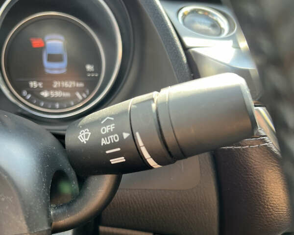 Сірий Мазда 6, об'ємом двигуна 2.19 л та пробігом 212 тис. км за 15000 $, фото 40 на Automoto.ua