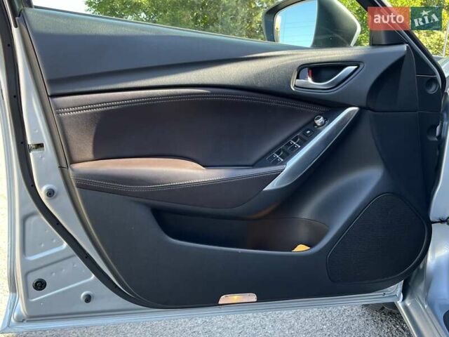 Сірий Мазда 6, об'ємом двигуна 2.19 л та пробігом 158 тис. км за 15600 $, фото 19 на Automoto.ua