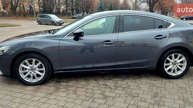 Серый Мазда 6, объемом двигателя 2.19 л и пробегом 184 тыс. км за 14500 $, фото 2 на Automoto.ua