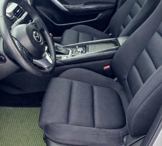 Серый Мазда 6, объемом двигателя 2.49 л и пробегом 185 тыс. км за 12000 $, фото 10 на Automoto.ua