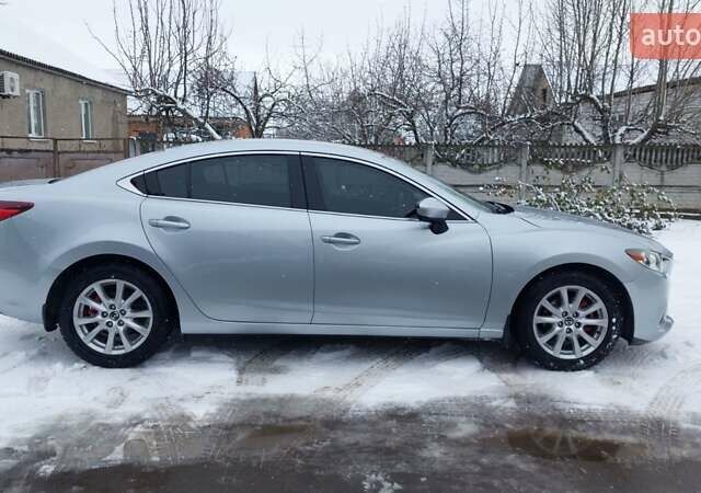 Серый Мазда 6, объемом двигателя 2.49 л и пробегом 185 тыс. км за 12000 $, фото 5 на Automoto.ua