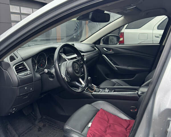 Серый Мазда 6, объемом двигателя 2.49 л и пробегом 190 тыс. км за 11600 $, фото 6 на Automoto.ua