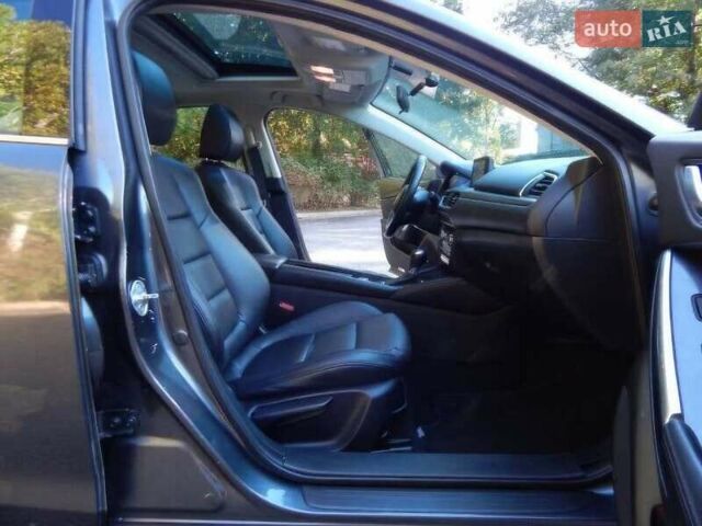 Серый Мазда 6, объемом двигателя 2.49 л и пробегом 161 тыс. км за 12000 $, фото 6 на Automoto.ua