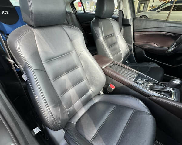 Сірий Мазда 6, об'ємом двигуна 2.19 л та пробігом 212 тис. км за 15000 $, фото 26 на Automoto.ua