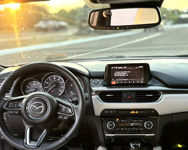 Сірий Мазда 6, об'ємом двигуна 2.49 л та пробігом 181 тис. км за 13000 $, фото 10 на Automoto.ua