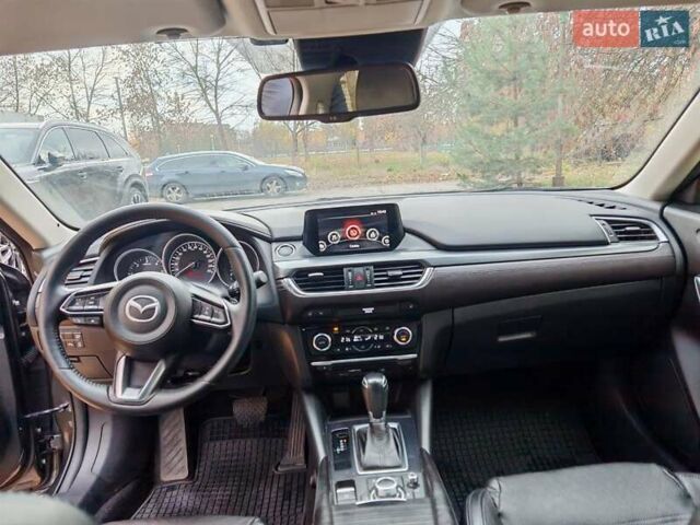Серый Мазда 6, объемом двигателя 2.19 л и пробегом 82 тыс. км за 18200 $, фото 5 на Automoto.ua