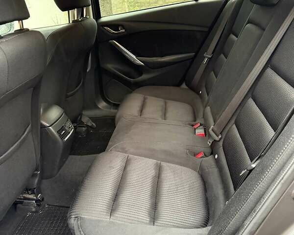 Сірий Мазда 6, об'ємом двигуна 2 л та пробігом 80 тис. км за 18000 $, фото 32 на Automoto.ua