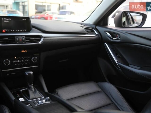 Серый Мазда 6, объемом двигателя 2.5 л и пробегом 114 тыс. км за 15000 $, фото 9 на Automoto.ua