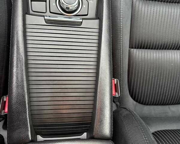 Сірий Мазда 6, об'ємом двигуна 2 л та пробігом 80 тис. км за 18000 $, фото 29 на Automoto.ua