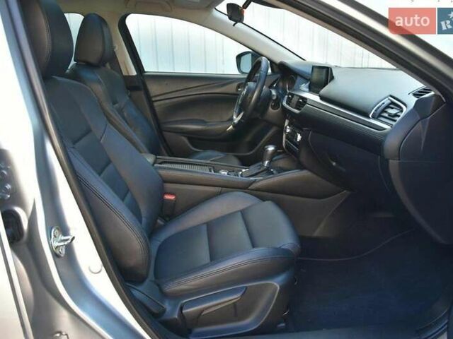 Серый Мазда 6, объемом двигателя 2.49 л и пробегом 205 тыс. км за 16600 $, фото 9 на Automoto.ua