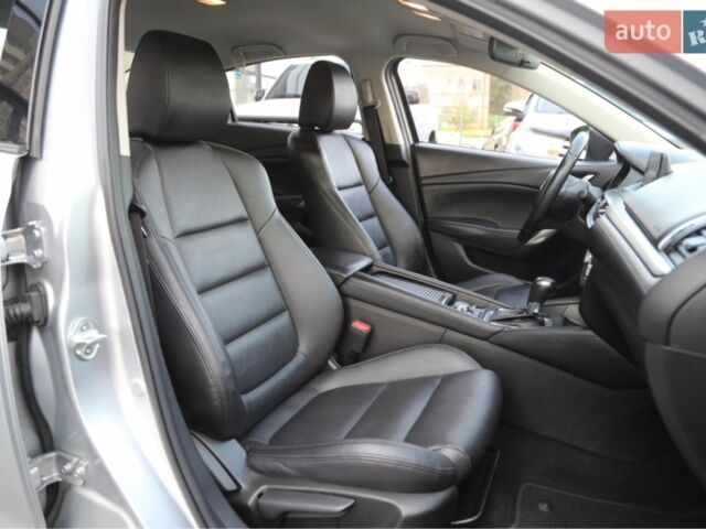 Серый Мазда 6, объемом двигателя 2.5 л и пробегом 114 тыс. км за 15000 $, фото 6 на Automoto.ua