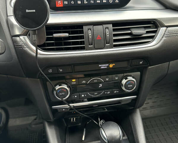 Сірий Мазда 6, об'ємом двигуна 2 л та пробігом 171 тис. км за 16000 $, фото 15 на Automoto.ua