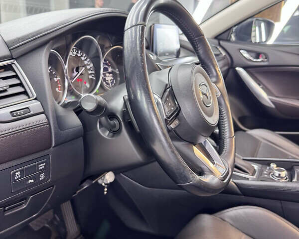 Сірий Мазда 6, об'ємом двигуна 2.19 л та пробігом 110 тис. км за 17100 $, фото 3 на Automoto.ua