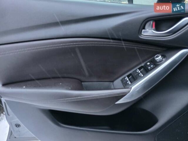 Серый Мазда 6, объемом двигателя 2.5 л и пробегом 72 тыс. км за 16800 $, фото 13 на Automoto.ua