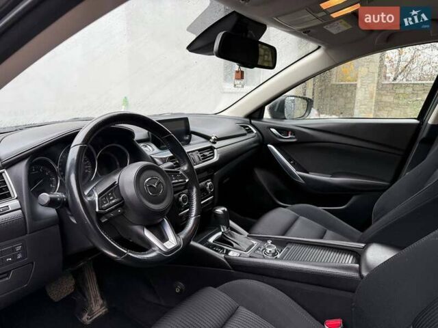 Сірий Мазда 6, об'ємом двигуна 2 л та пробігом 80 тис. км за 18000 $, фото 21 на Automoto.ua