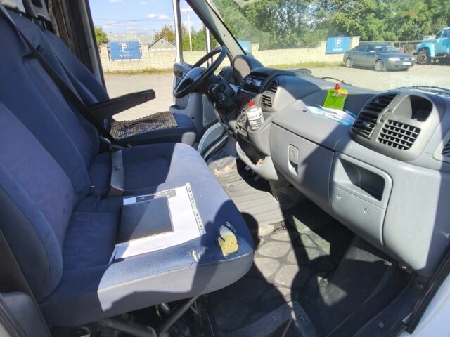 Сірий Мазда 6, об'ємом двигуна 2 л та пробігом 173 тис. км за 11200 $, фото 27 на Automoto.ua
