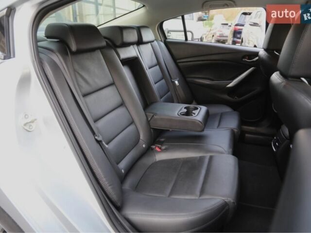 Серый Мазда 6, объемом двигателя 2.5 л и пробегом 114 тыс. км за 15000 $, фото 5 на Automoto.ua