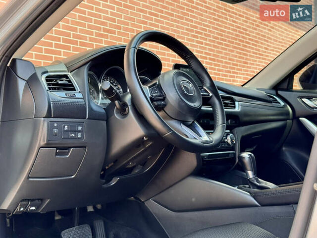 Серый Мазда 6, объемом двигателя 2 л и пробегом 147 тыс. км за 13700 $, фото 8 на Automoto.ua