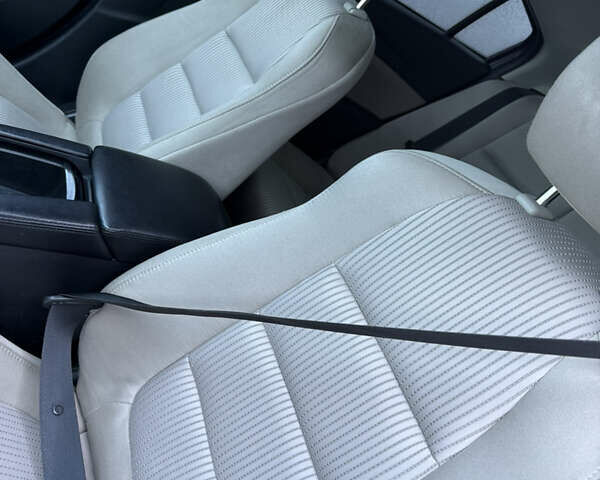 Сірий Мазда 6, об'ємом двигуна 2.5 л та пробігом 190 тис. км за 11500 $, фото 11 на Automoto.ua