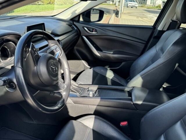 Сірий Мазда 6, об'ємом двигуна 2.19 л та пробігом 225 тис. км за 16000 $, фото 10 на Automoto.ua
