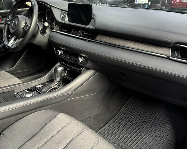 Сірий Мазда 6, об'ємом двигуна 2 л та пробігом 130 тис. км за 16900 $, фото 22 на Automoto.ua
