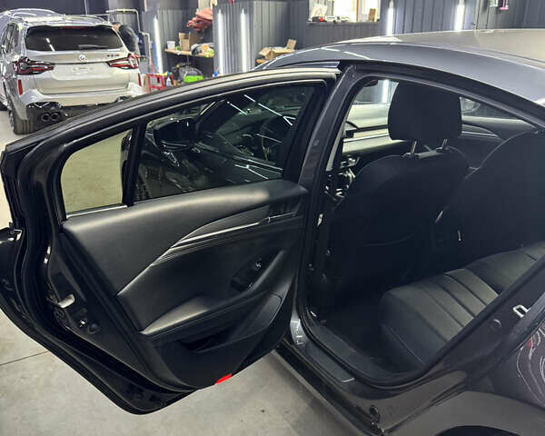 Сірий Мазда 6, об'ємом двигуна 2 л та пробігом 130 тис. км за 16900 $, фото 20 на Automoto.ua