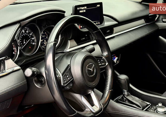 Серый Мазда 6, объемом двигателя 2.49 л и пробегом 71 тыс. км за 18500 $, фото 16 на Automoto.ua