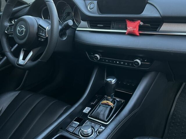 Серый Мазда 6, объемом двигателя 2.5 л и пробегом 188 тыс. км за 15700 $, фото 5 на Automoto.ua