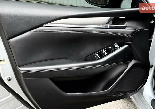 Серый Мазда 6, объемом двигателя 2.49 л и пробегом 71 тыс. км за 18500 $, фото 14 на Automoto.ua