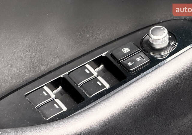 Серый Мазда 6, объемом двигателя 2.49 л и пробегом 71 тыс. км за 18500 $, фото 15 на Automoto.ua