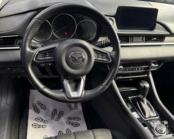 Сірий Мазда 6, об'ємом двигуна 2 л та пробігом 130 тис. км за 16900 $, фото 13 на Automoto.ua