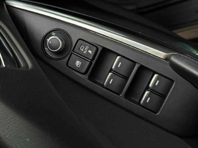 Серый Мазда 6, объемом двигателя 0 л и пробегом 71 тыс. км за 14200 $, фото 9 на Automoto.ua