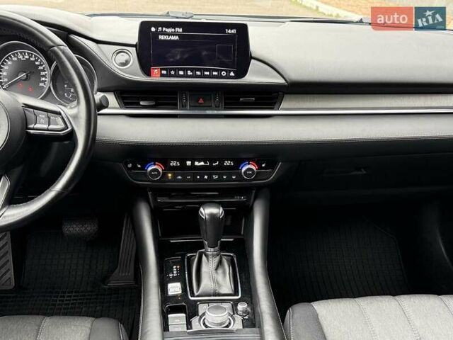 Серый Мазда 6, объемом двигателя 2 л и пробегом 130 тыс. км за 17800 $, фото 7 на Automoto.ua