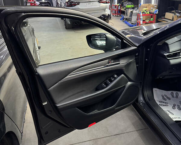 Сірий Мазда 6, об'ємом двигуна 2 л та пробігом 130 тис. км за 16900 $, фото 19 на Automoto.ua