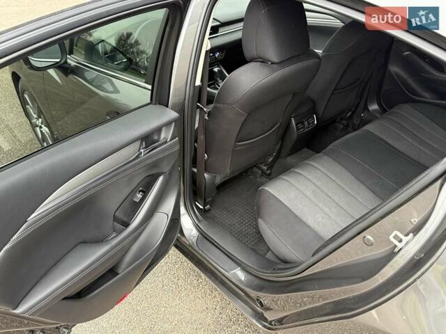 Серый Мазда 6, объемом двигателя 2 л и пробегом 130 тыс. км за 17800 $, фото 5 на Automoto.ua