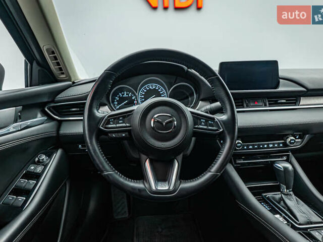 Сірий Мазда 6, об'ємом двигуна 2 л та пробігом 53 тис. км за 20260 $, фото 11 на Automoto.ua