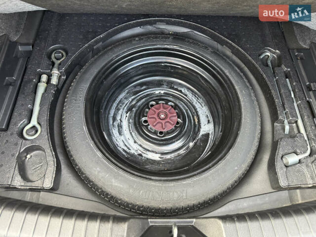 Серый Мазда 6, объемом двигателя 2.5 л и пробегом 63 тыс. км за 18500 $, фото 35 на Automoto.ua