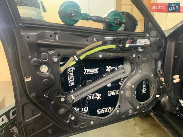 Мазда 6 2019 в Киеве на Automoto.ua Серый Мазда 6, объемом двигателя 2.49 л и пробегом 128 тыс. км за 16000 $, фото 30 на Automoto.ua