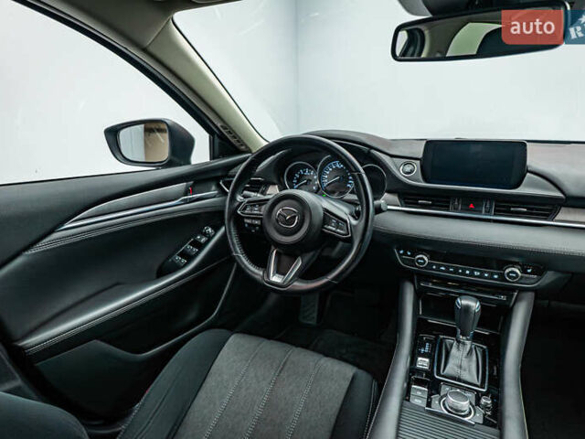 Сірий Мазда 6, об'ємом двигуна 2 л та пробігом 53 тис. км за 20260 $, фото 10 на Automoto.ua