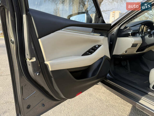 Серый Мазда 6, объемом двигателя 2.5 л и пробегом 63 тыс. км за 18500 $, фото 24 на Automoto.ua