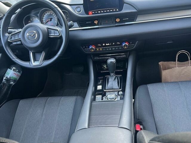 Сірий Мазда 6, об'ємом двигуна 2 л та пробігом 76 тис. км за 18700 $, фото 2 на Automoto.ua