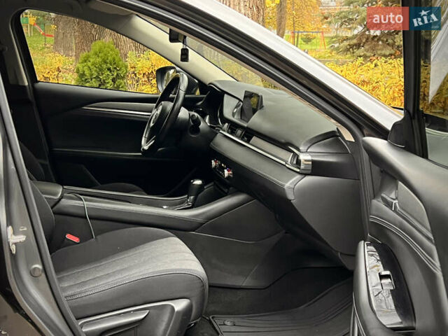 Сірий Мазда 6, об'ємом двигуна 2 л та пробігом 92 тис. км за 20800 $, фото 30 на Automoto.ua
